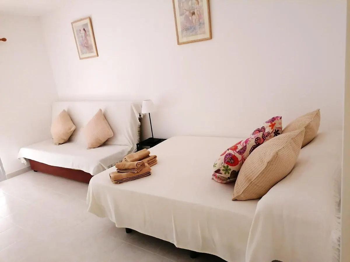 Apartament Comfortable Studio With Sea View In Benalmadena 30 M² Pool