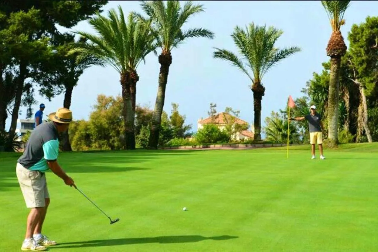 Comfortable Studio With Sea View In Benalmadena 30 M² Pool Apartment