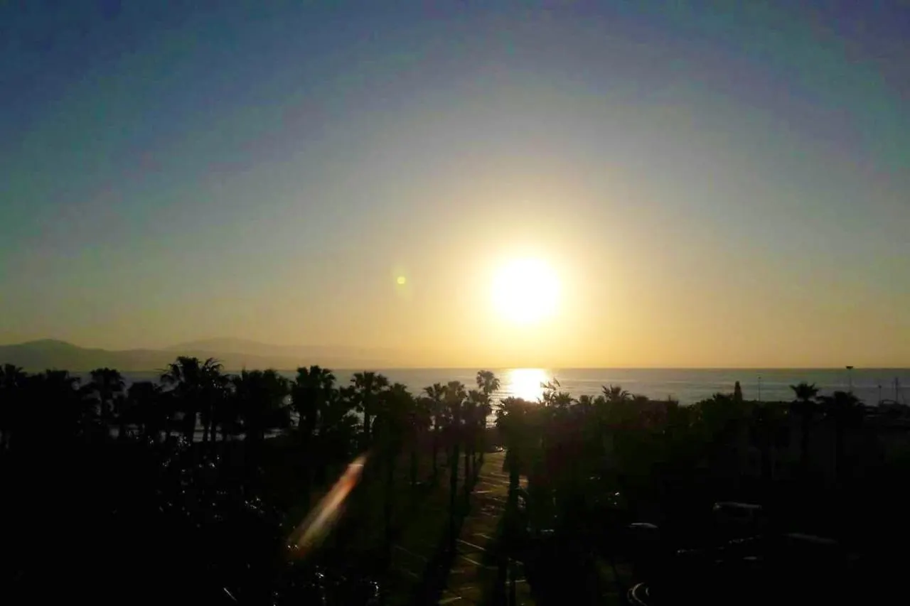 Comfortable Studio With Sea View In Benalmadena 30 M² Pool Apartment